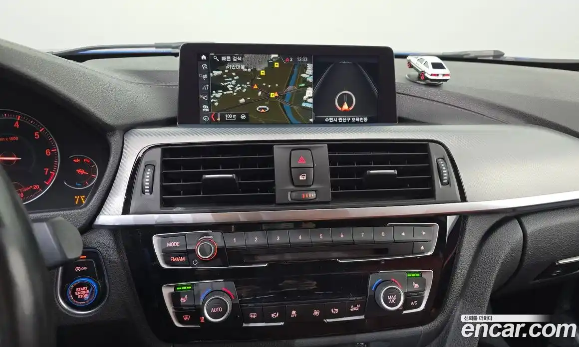 BMW 3-Series 2018 2.0 Автомат в Москве № 211784, фото 18