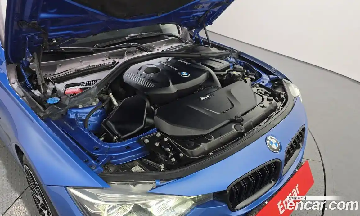 BMW 3-Series 2018 2.0 Автомат в Москве № 211784, фото 19