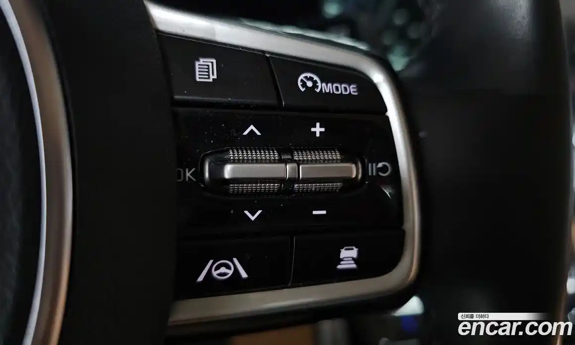 Kia Canival 2023 3.5 Автомат в Москве № 21220, фото 14