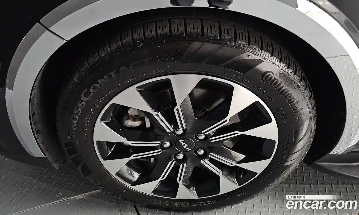 Kia Canival 2023 3.5 Автомат в Москве № 21220, фото 18