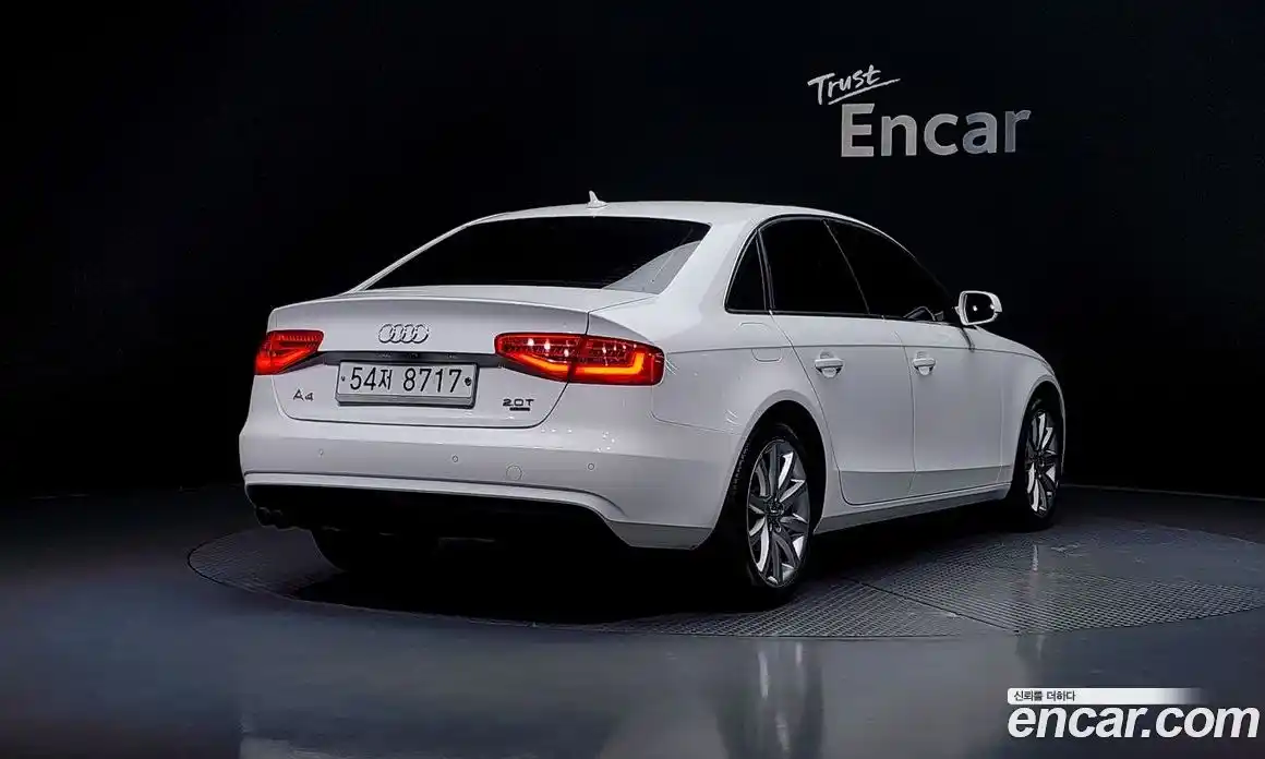 Audi A4 2013 2.0 Автомат в Москве № 212535, фото 1