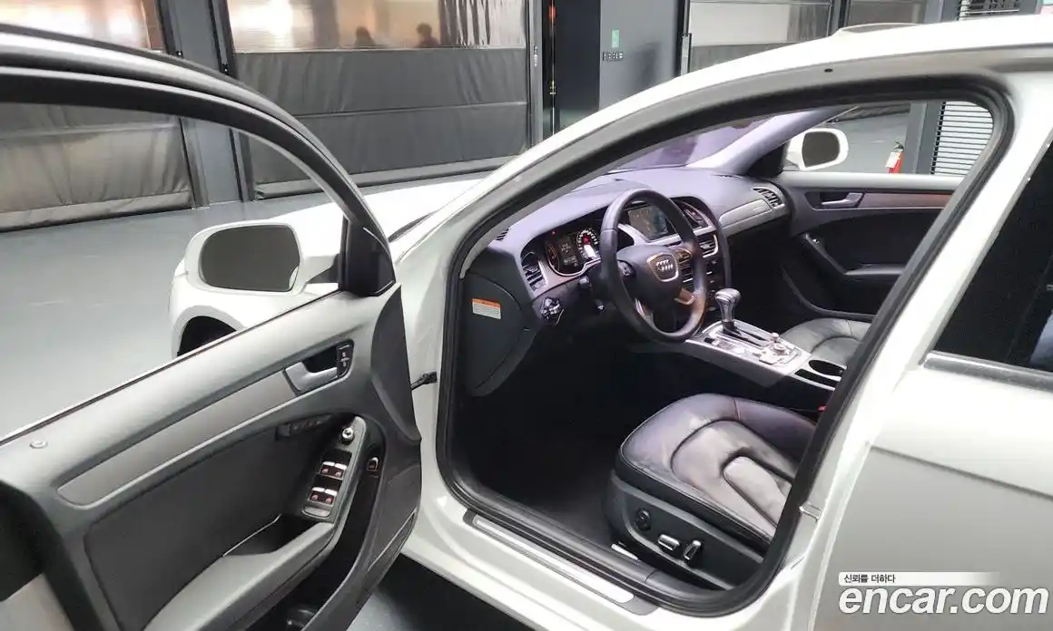 Audi A4 2013 2.0 Автомат в Москве № 212535, фото 16