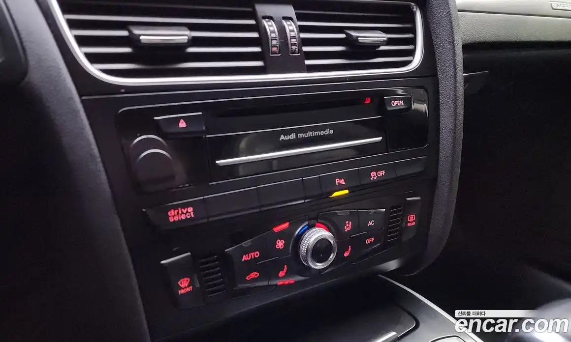 Audi A4 2013 2.0 Автомат в Москве № 212535, фото 7