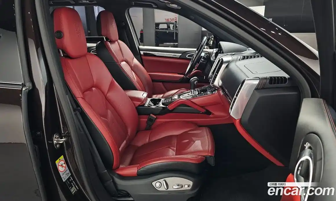 Porsche Cayenne 2017 3.0 Автомат в Москве № 213241, фото 8