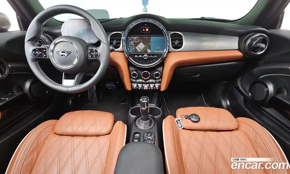 Mini Cooper 2022 1.5 Автомат в Москве № 214112, фото 16