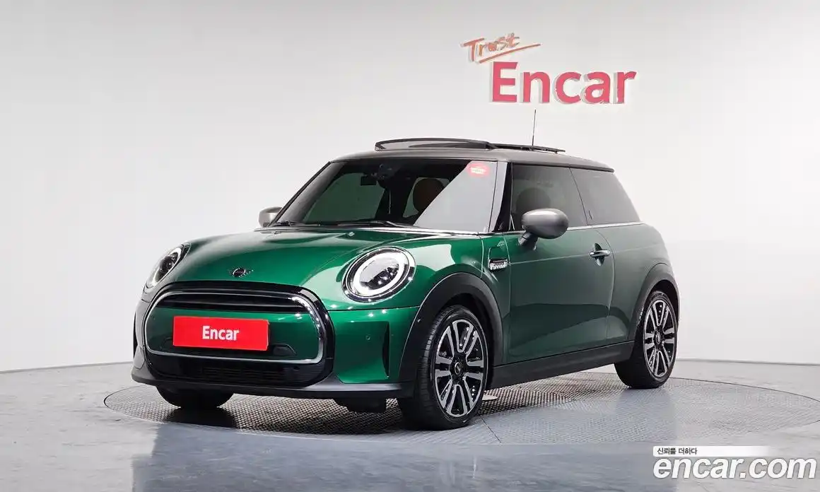 Mini Cooper 2022 1.5 Автомат в Москве № 214112, фото 4