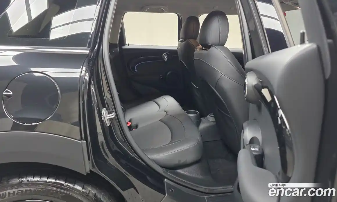 Mini Cooper 2024 1.5 Автомат в Москве № 214149, фото 15