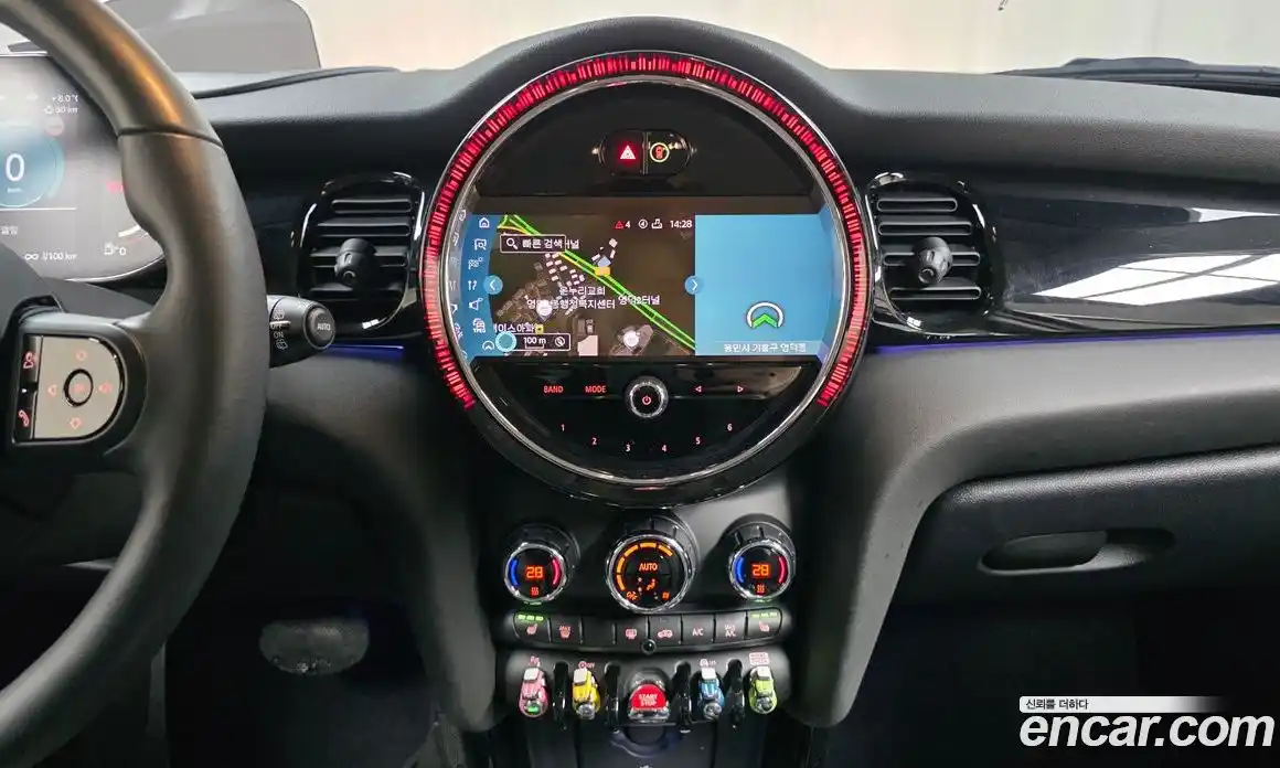 Mini Cooper 2024 1.5 Автомат в Москве № 214149, фото 17