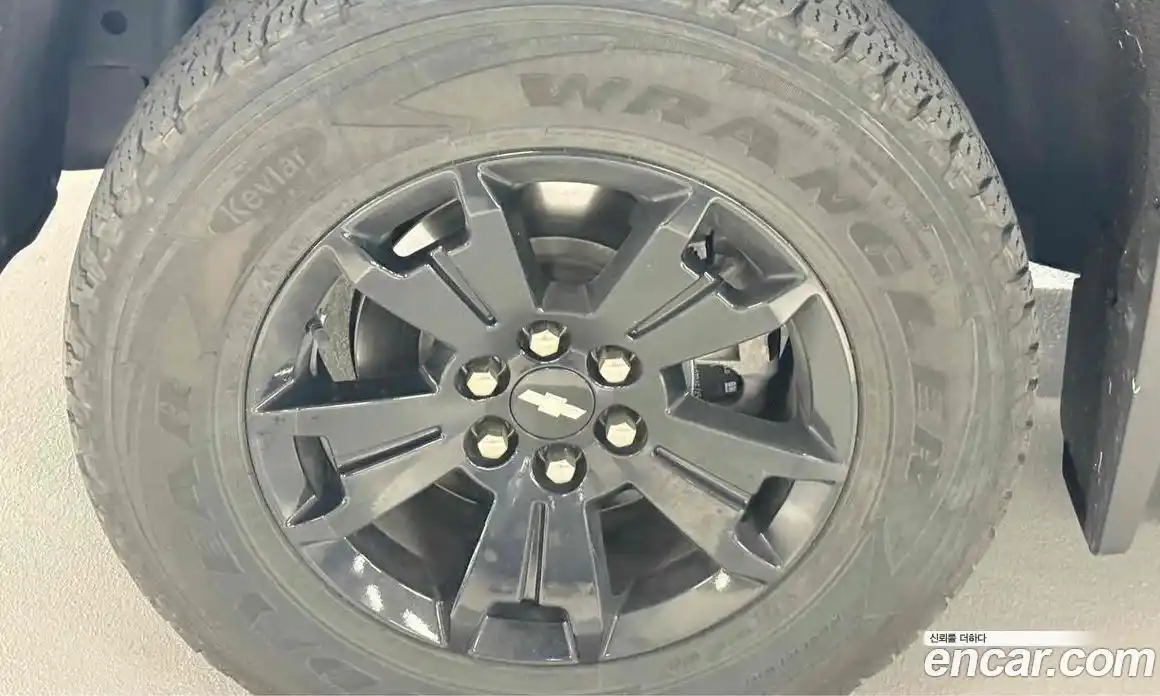 Chevrolet Colorado 2021 3.6 Автомат в Москве № 219457, фото 6