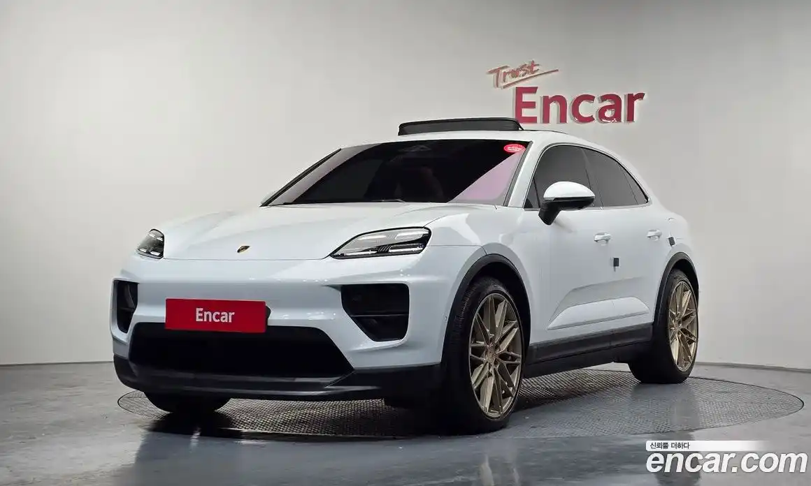 Porsche Macan 2025 0.2 Автомат в Москве № 230915, фото 14