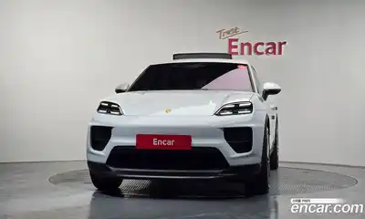Porsche Macan 2025 0.2 Автомат в Москве № 230915, миниатюра 4
