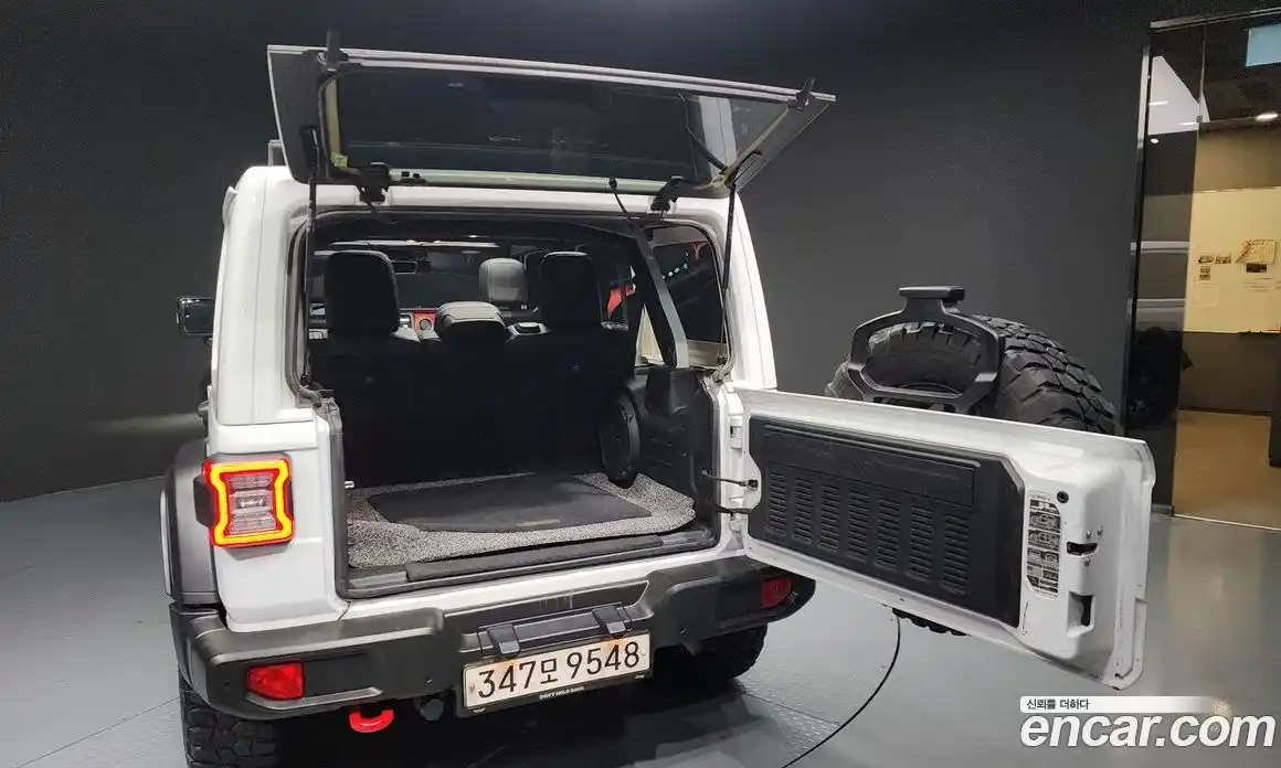 Jeep Wrangler 2020 2.0 Автомат в Москве № 232528, фото 10