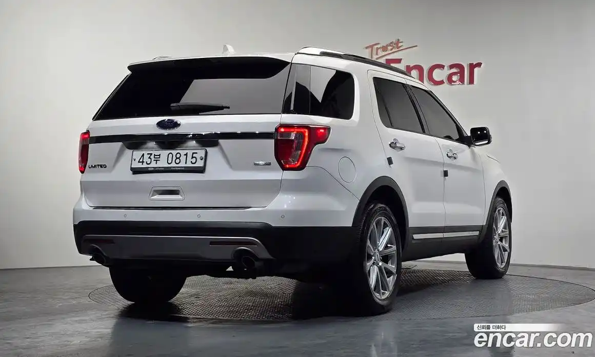 Ford Explorer 2016 2.3 Автомат в Москве № 255623, фото 12
