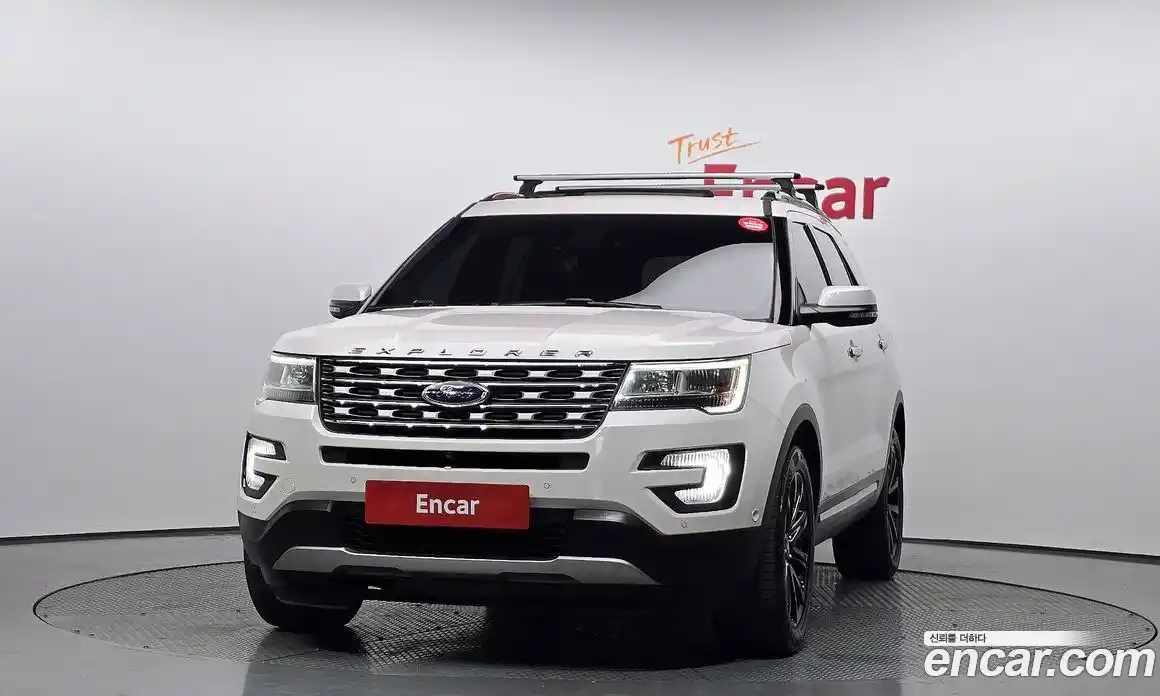 Ford Explorer 2017 2.3 Автомат в Москве № 255667, фото 3