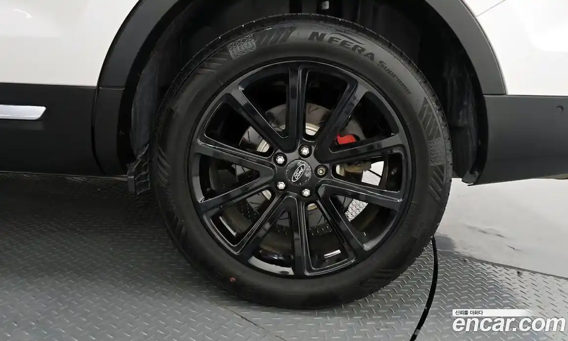 Ford Explorer 2017 2.3 Автомат в Москве № 255667, фото 5