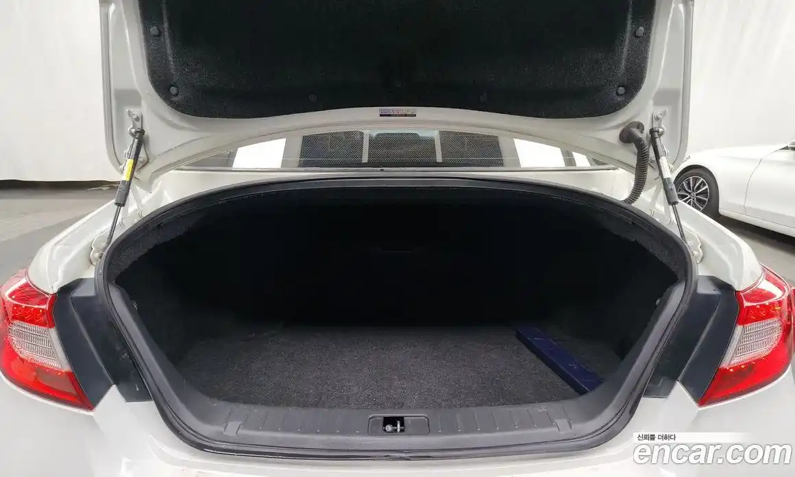 Infiniti M 2011 3.7 Автомат в Москве № 256165, фото 8