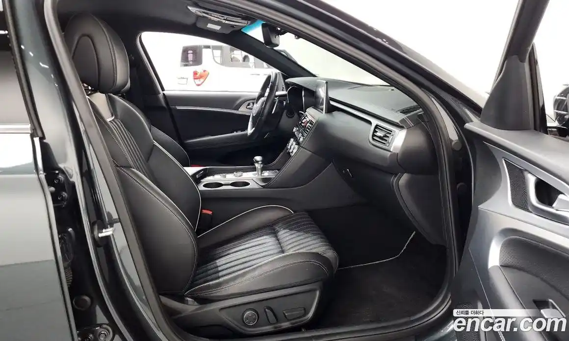 Genesis G70 2019 3.3 Автомат в Москве № 25803, фото 4