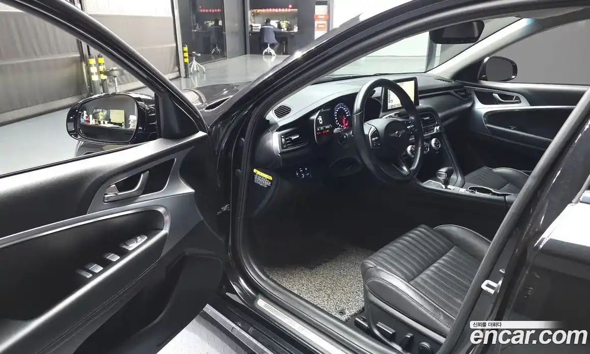 Genesis G70 2018 2.0 Автомат в Москве № 259882, фото 17