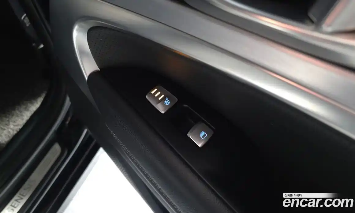 Genesis G70 2018 2.0 Автомат в Москве № 259882, фото 10