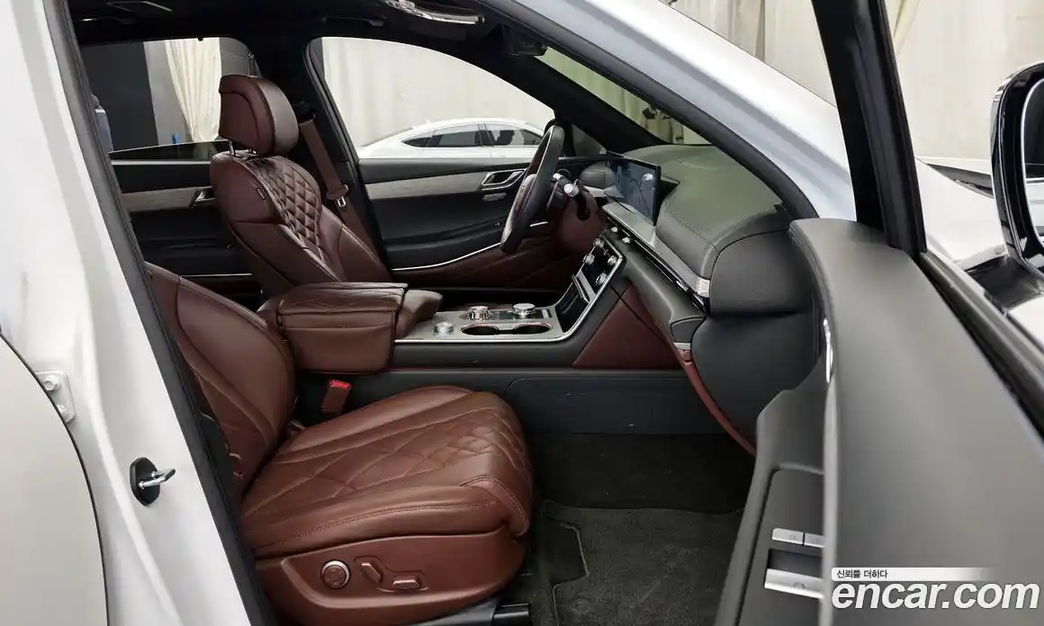 Genesis GV80 2024 2.5 Автомат в Москве № 26865, фото 14