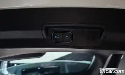 Ford Explorer 2020 2.3 Автомат в Москве № 273408, миниатюра 6