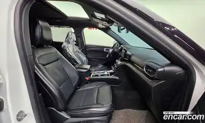 Ford Explorer 2020 2.3 Автомат в Москве № 273460, миниатюра 8