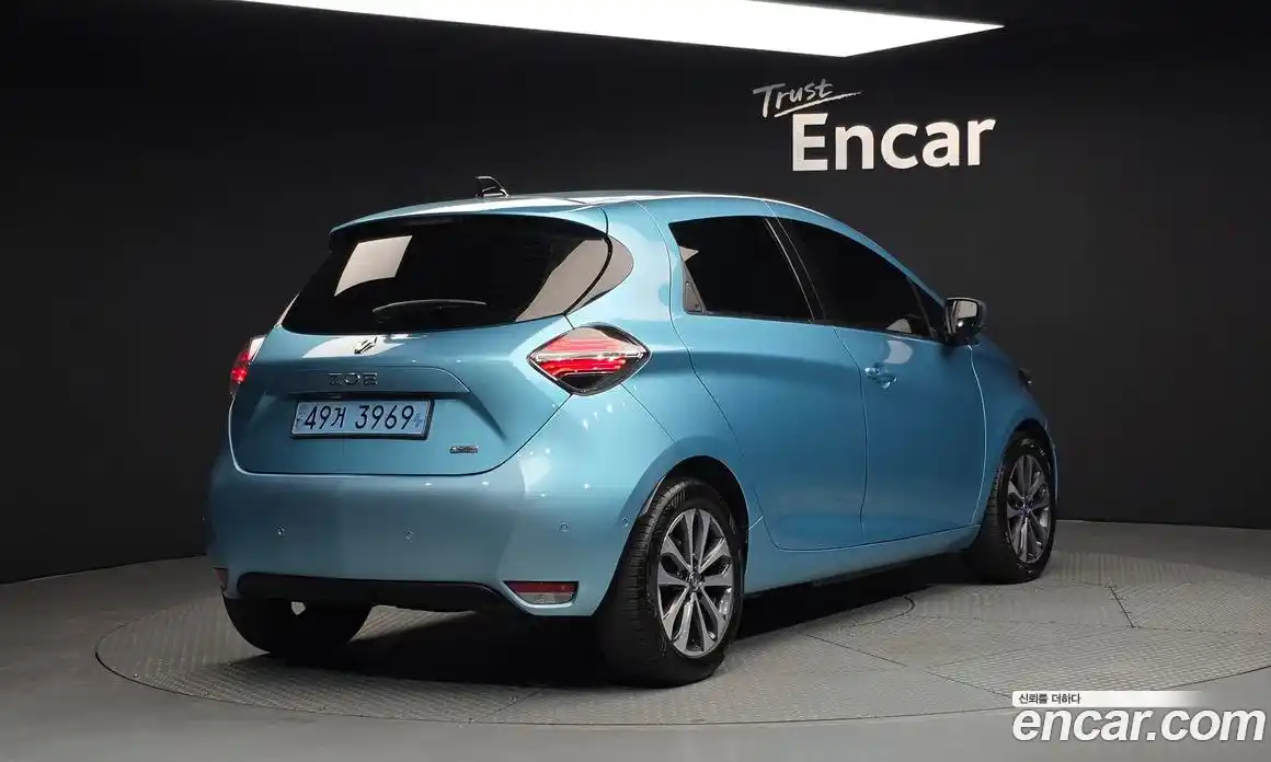 Renault Zoe 2021 0.2 Автомат в Москве № 275140, фото 17