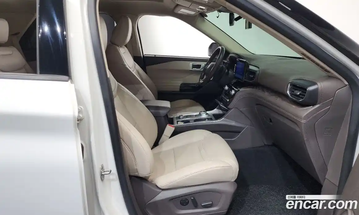 Ford Explorer 2021 3.0 Автомат в Москве № 280470, фото 1