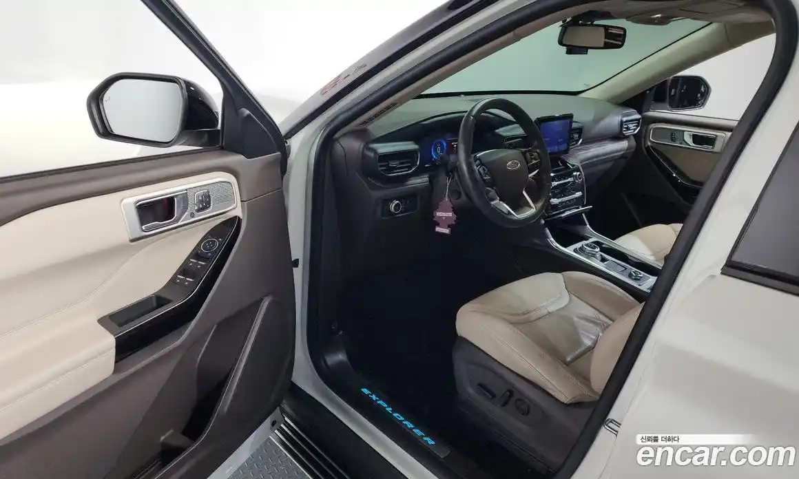 Ford Explorer 2021 3.0 Автомат в Москве № 280470, фото 16