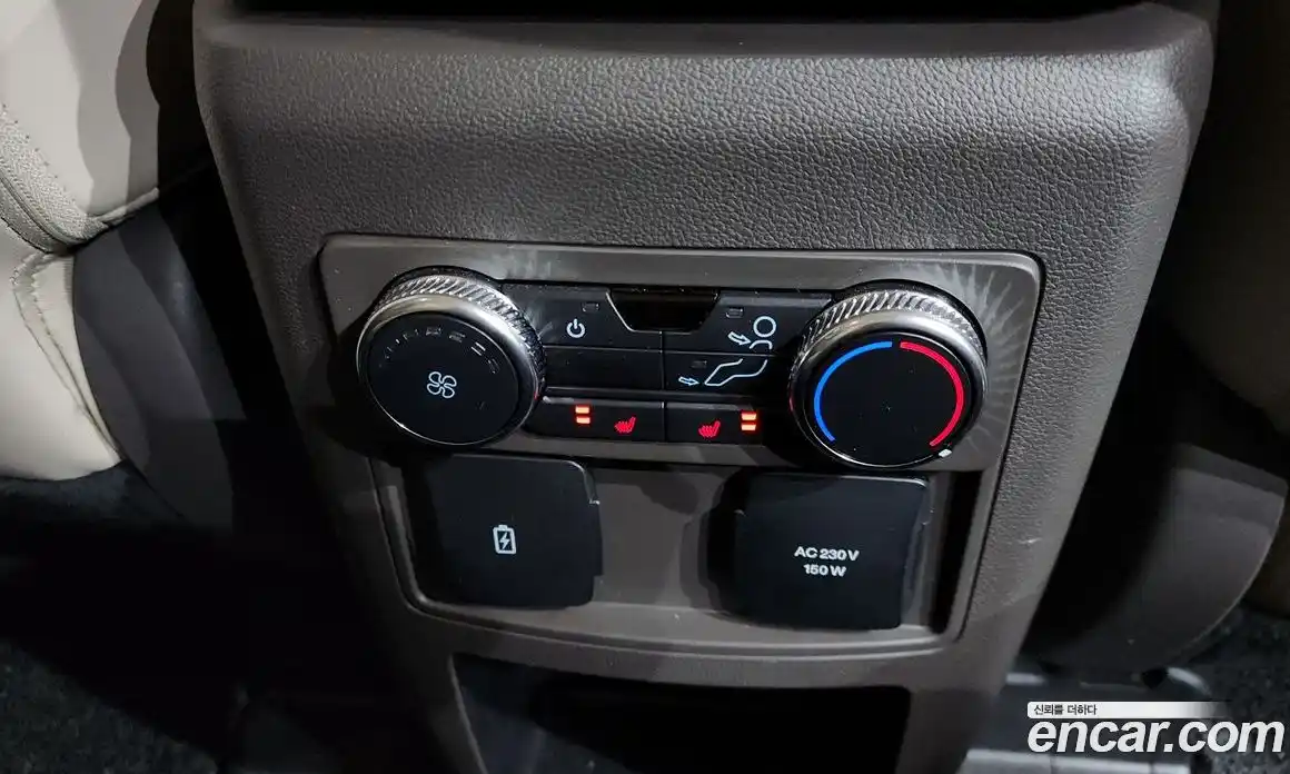 Ford Explorer 2021 3.0 Автомат в Москве № 280470, фото 19