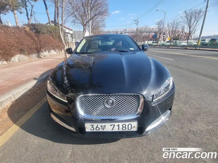 Jaguar XF 2013 2.2 Автомат в Москве № 283956, фото 15