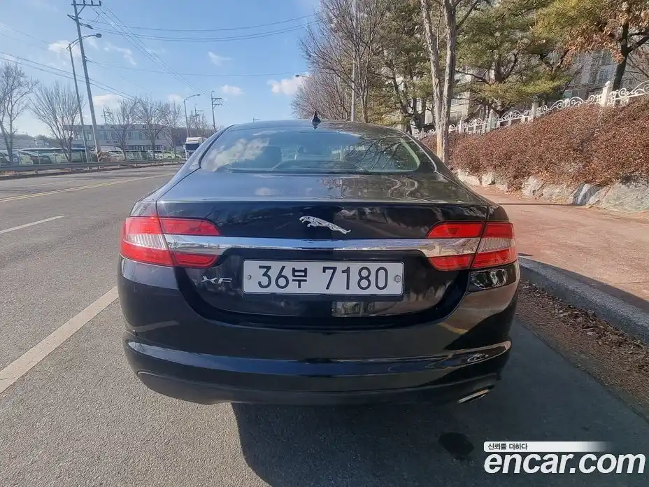 Jaguar XF 2013 2.2 Автомат в Москве № 283956, фото 18