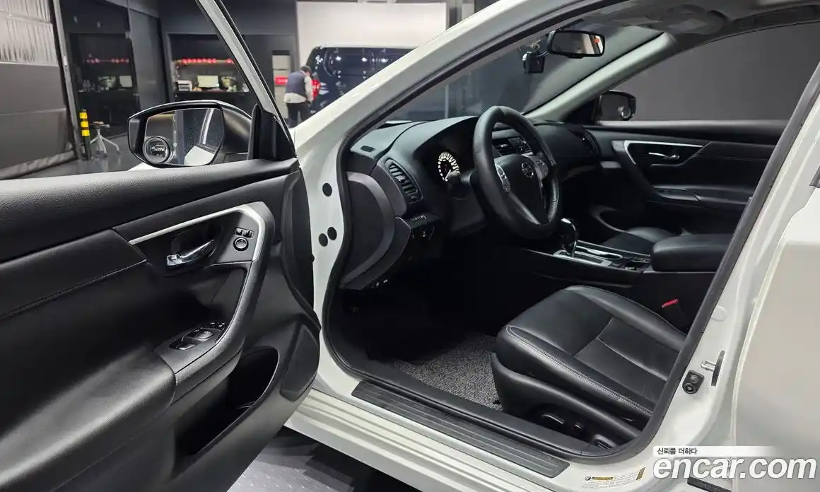 Nissan Altima 2018 2.5 Автомат в Москве № 284995, фото 14