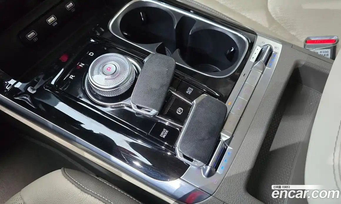 Kia Canival 2023 2.2 Автомат в Москве № 287008, фото 8