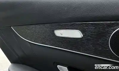 Mercedes-Benz GLC-Class 2021 2.0 Автомат в Москве № 288692, миниатюра 4