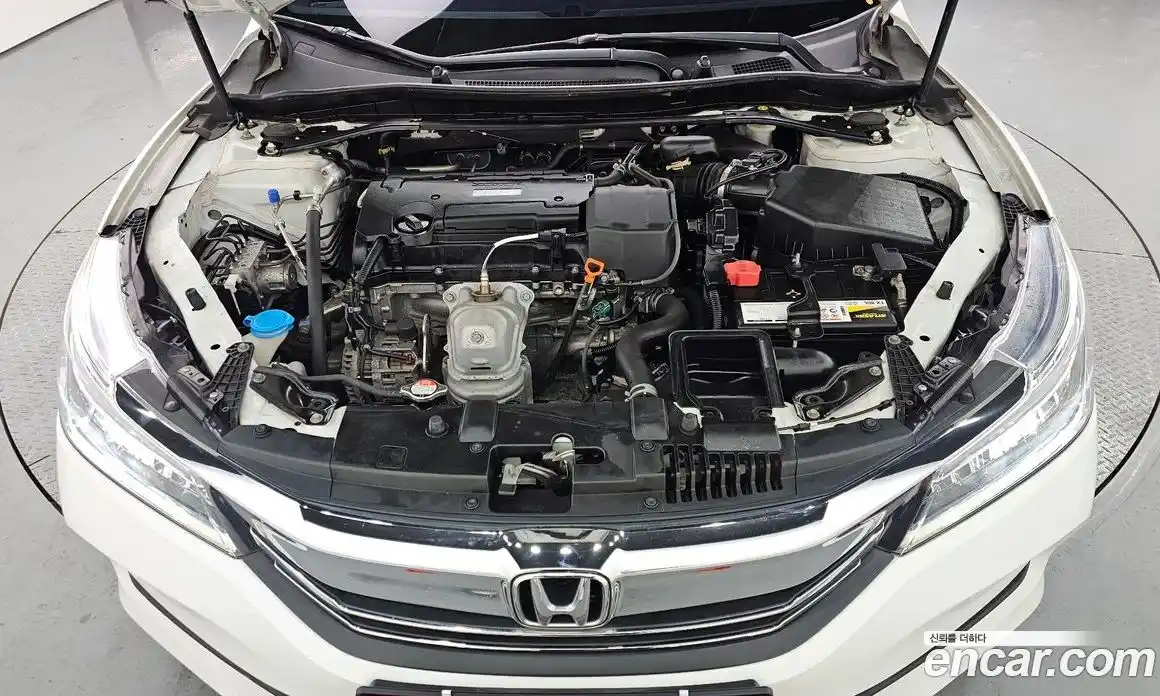 Honda Accord 2016 2.4 Автомат в Москве № 303001, фото 11