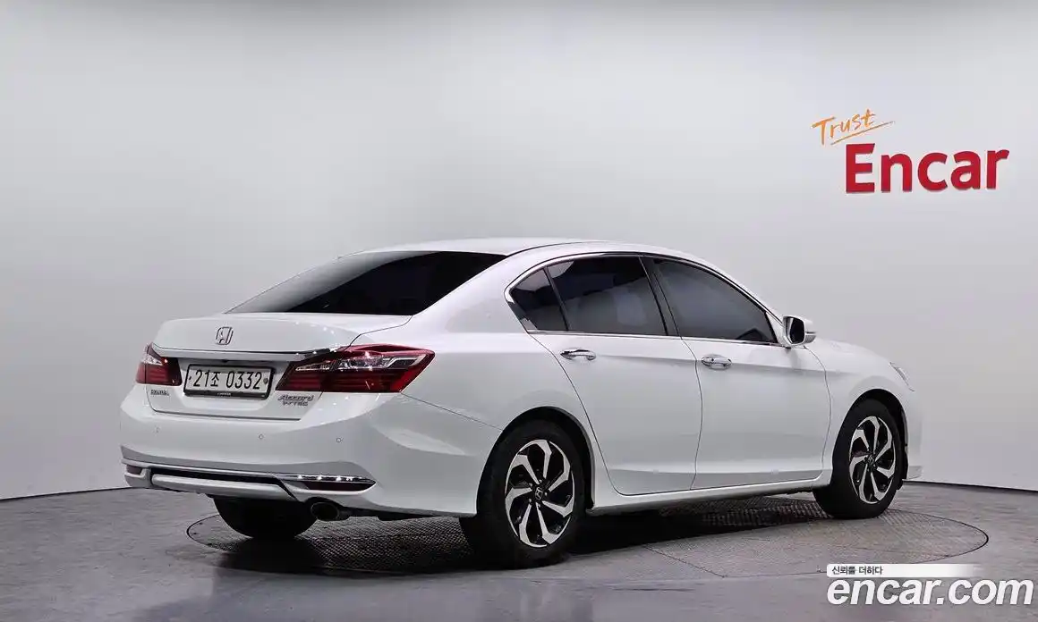 Honda Accord 2016 2.4 Автомат в Москве № 303001, фото 10