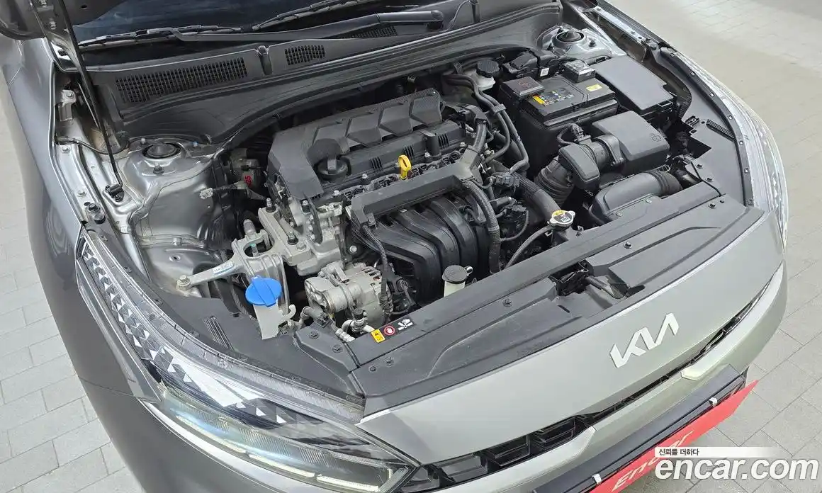 Kia K3 2022 1.6 Автомат в Москве № 304435, фото 3