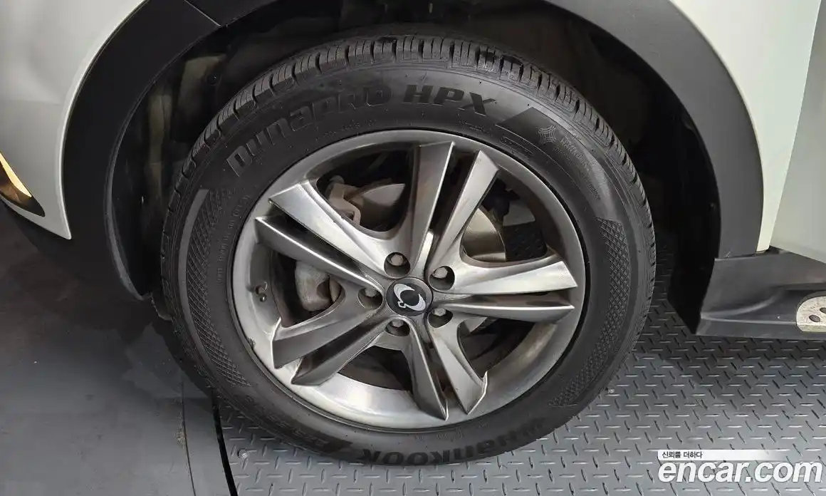 SsangYong Korando 2013 2.0 Автомат в Москве № 31225, фото 3