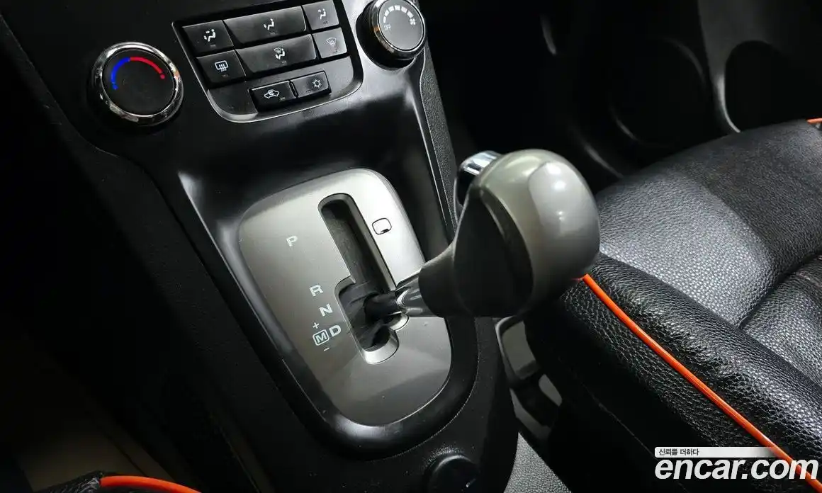 Chevrolet Orlando 2015 2.0 Автомат в Москве № 314895, фото 10