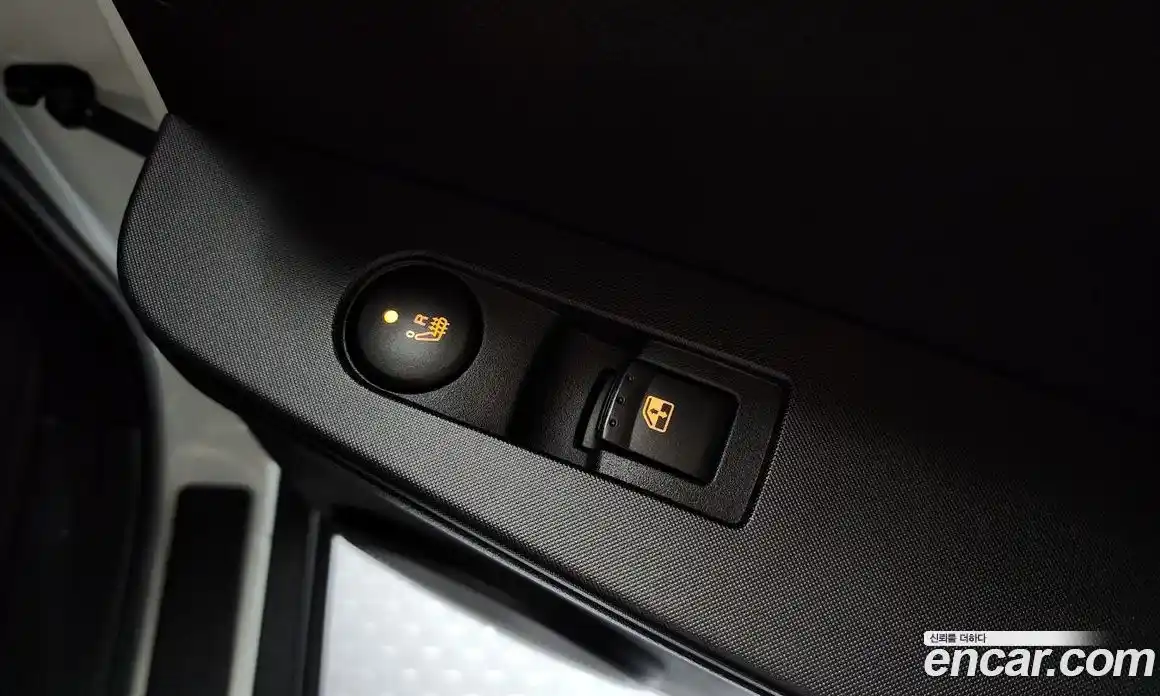 SsangYong Korando 2016 2.0 Автомат в Москве № 31778, фото 3