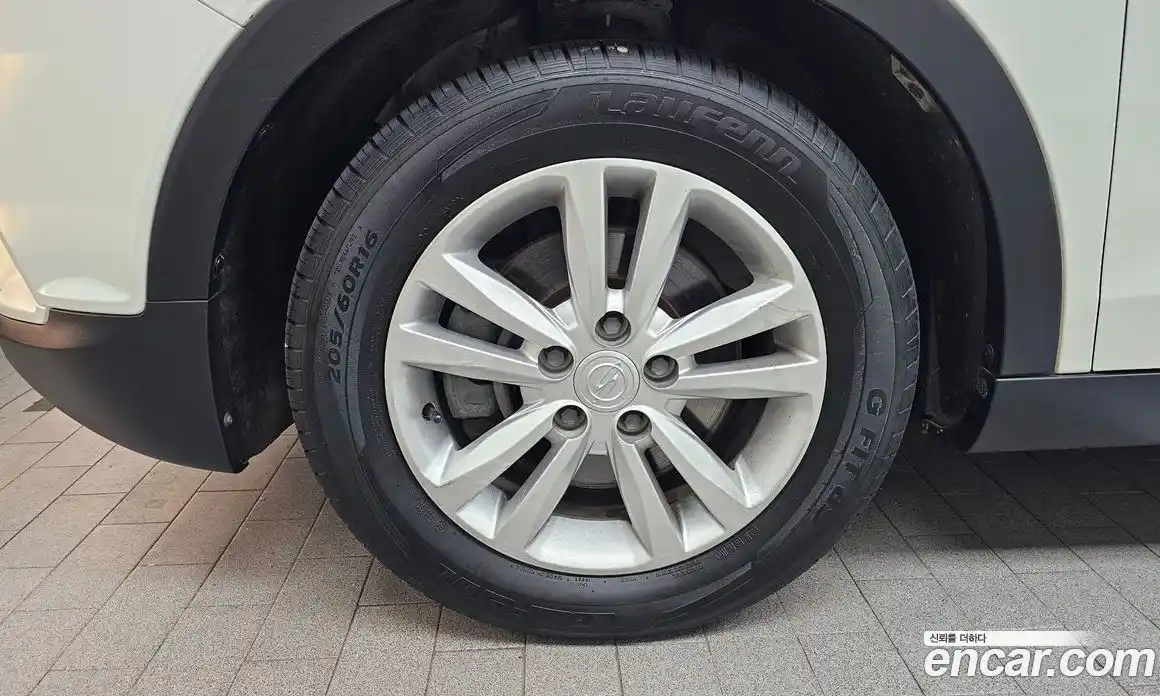 SsangYong TIBOLI 2015 1.6 Автомат в Москве № 31879, фото 14