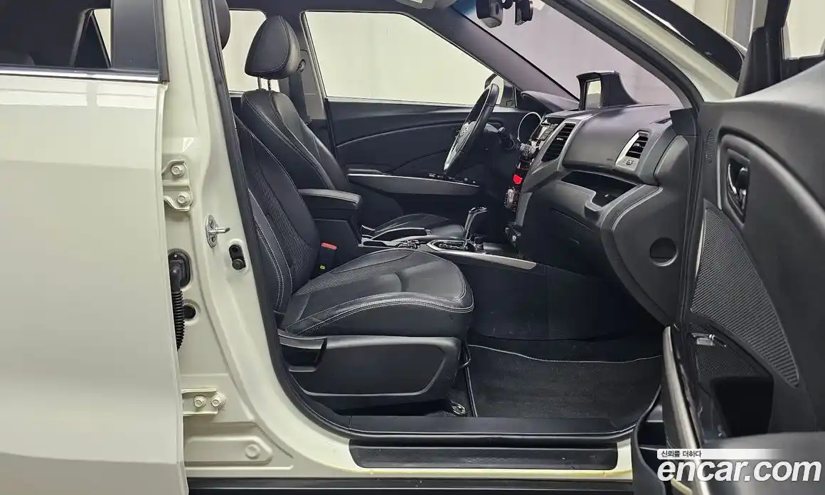 SsangYong TIBOLI 2015 1.6 Автомат в Москве № 31879, фото 20