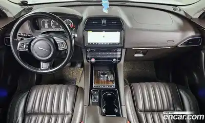 Jaguar F-Pace 2017 2.0 Автомат в Москве № 320214, миниатюра 5