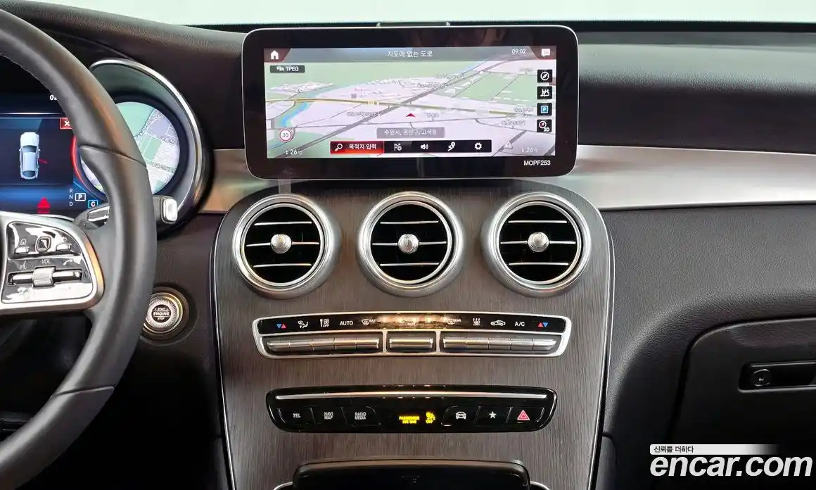 Mercedes-Benz GLC-Class 2021 2.0 Автомат в Москве № 323762, фото 4