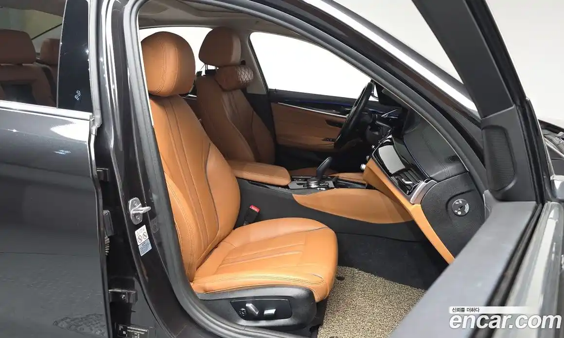 BMW 5-Series 2019 2.0 Автомат в Москве № 335665, фото 3