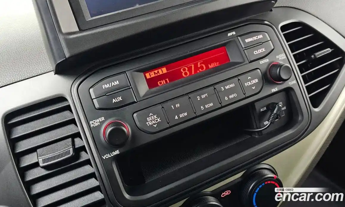 Kia Morning 2013 1.0 Автомат в Москве № 339021, фото 19