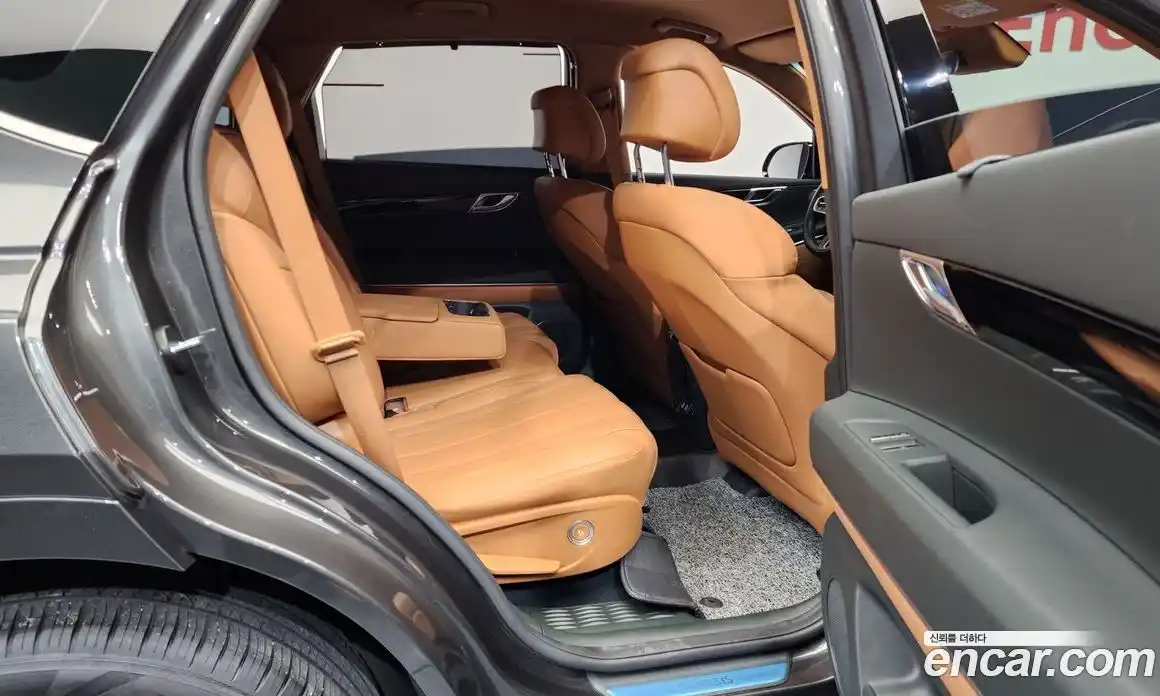 Genesis GV80 2024 2.5 Автомат в Москве № 339378, фото 6