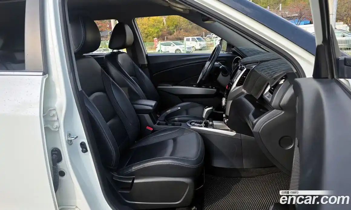 SsangYong TIBOLI 2016 1.6 Автомат в Москве № 34814, фото 11