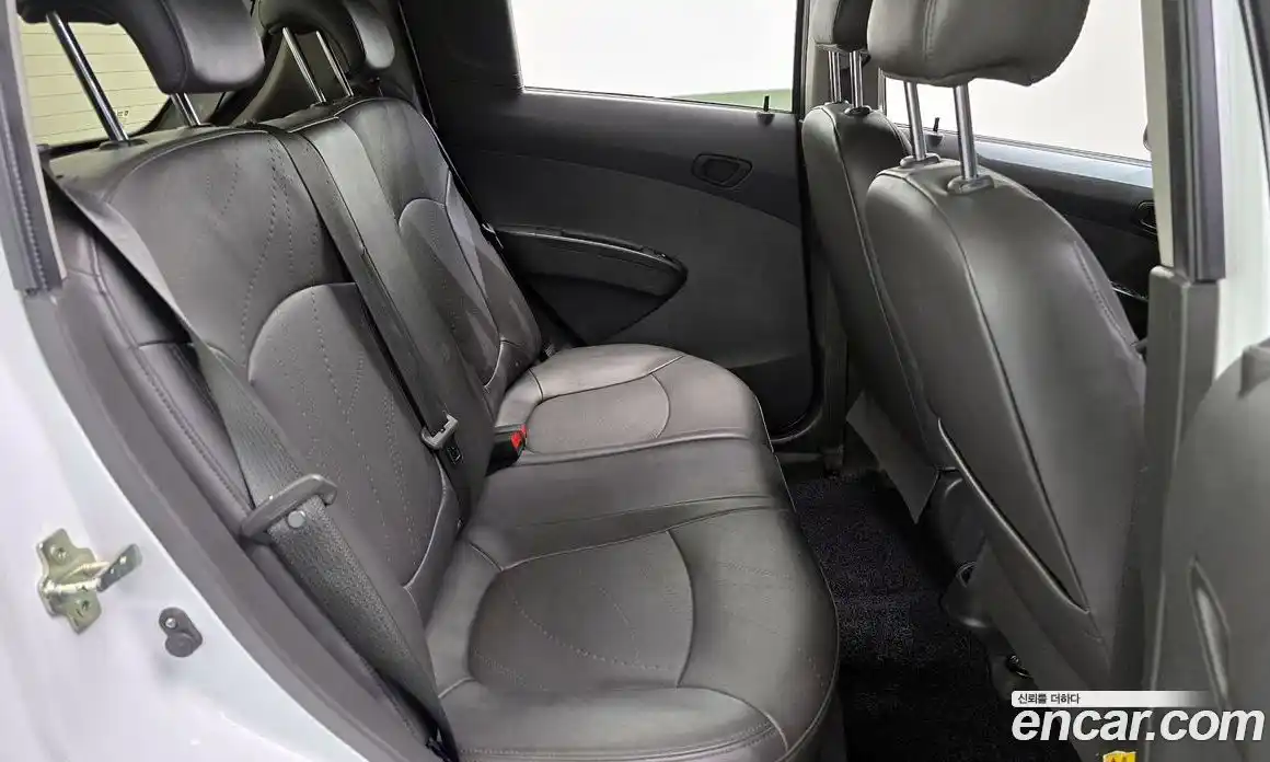 Chevrolet Spark 2014 1.0 Автомат в Москве № 36855, фото 14